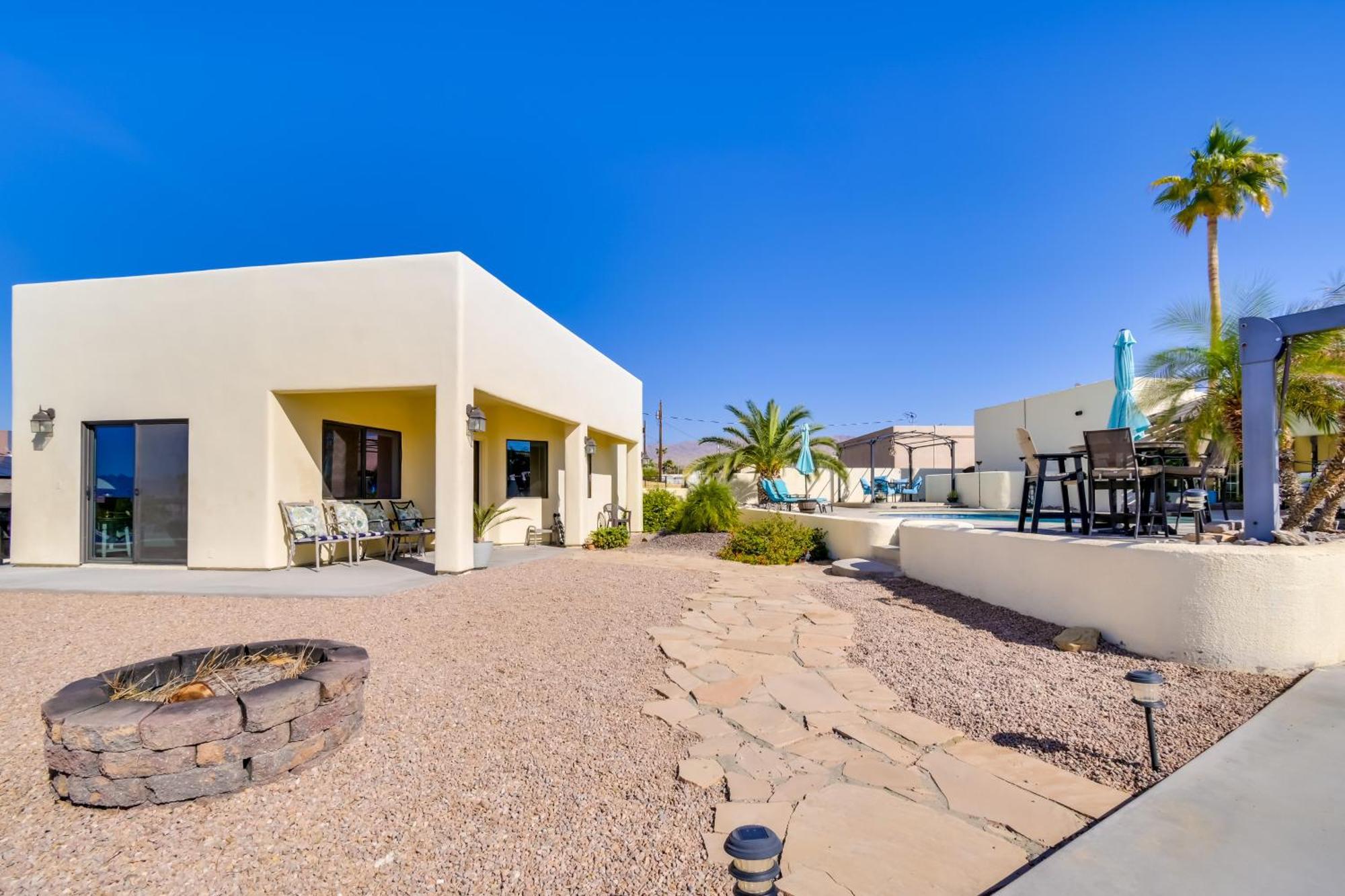 Bright Cottage With Pool And Spa - 5 Mi To Lake Havasu เลคฮาวาซูซิตี้ ภายนอก รูปภาพ